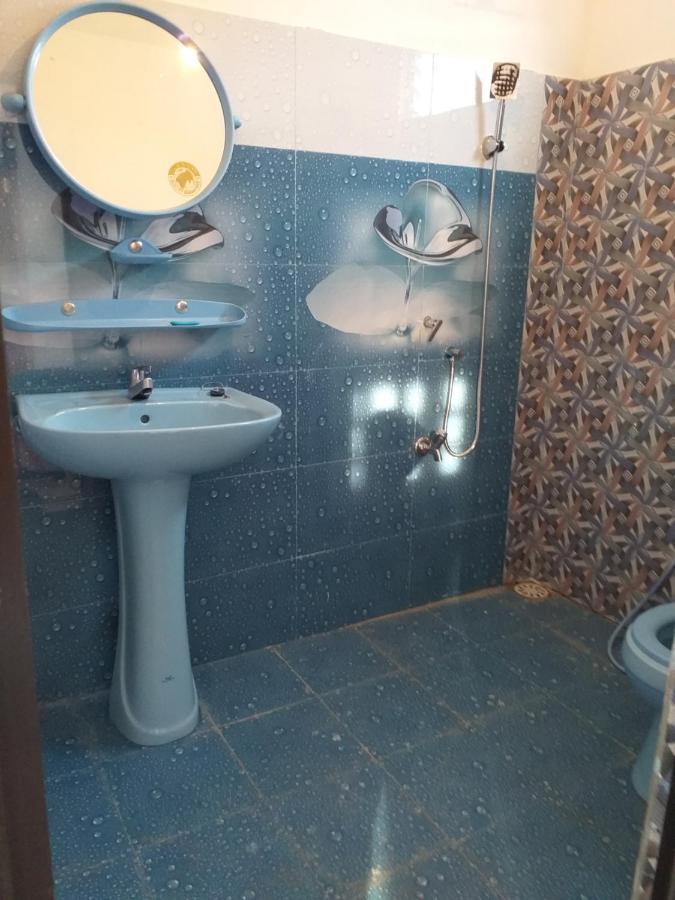 Mangohut Joy Apartment Anuradhapura Bagian luar foto